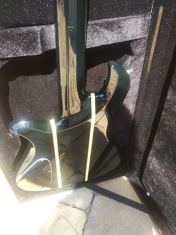 Burny / Fernandes Japan Heath Model EB95X Eagle bass BC Rich