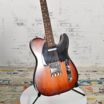 New Fender Road Worn Jason Isbell Custom Telecaster® Chocolate Sunburst w/Gigbag image 3