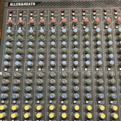(16774) Allen & Heath GL2400-16 4-Group 16-Channel Mixing Console 2000s - Gray image 3