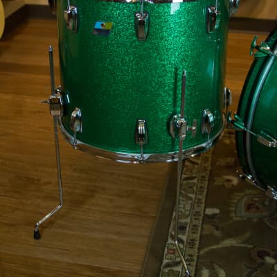 Ludwig Classic Maple Green Sparkle Drum Kit 26" 18" 14" image 6