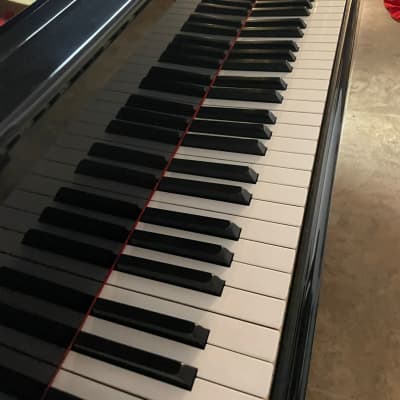Baby grand piano Yamaha, model C3, 6’ image 4