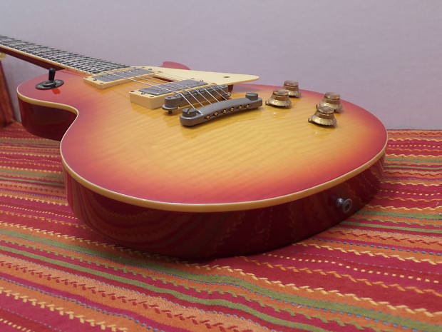 商品画像：1981 Greco Super Power Custom EG500C Tobacco Burst – Fujigen 3