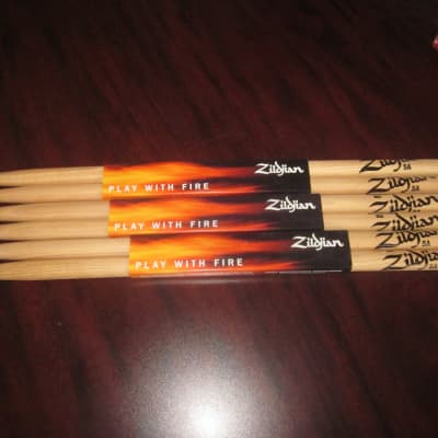 Zildjian 5A Select Hickory Drumsticks Wood Tip Three Pair image 1