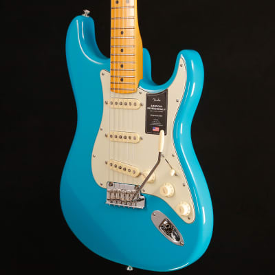 Fender American Professional II Stratocaster, Maple Fb, Miami Blue 7lbs  13.7oz image 5