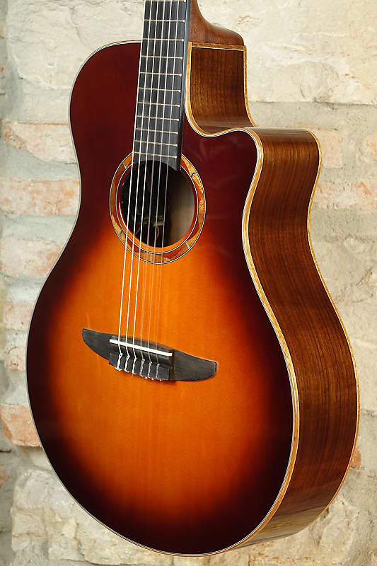 Yamaha NTX 3 Konzert outlets Gitarre Brown Sunburst