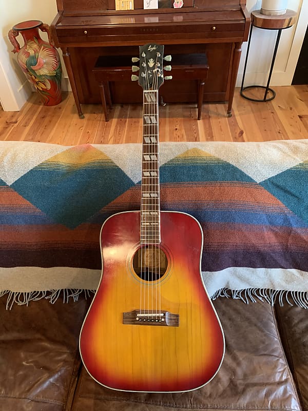 Lyle Hummingbird 680 L 1970’s - Cherry Sunburst | Reverb