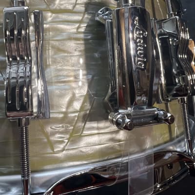 Ludwig 6.5" x 14" Classic Maple Snare Dum - Olive Pearl image 3