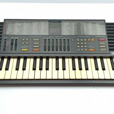 Yamaha Portasound PSS-390 80's Digital Synthesiser