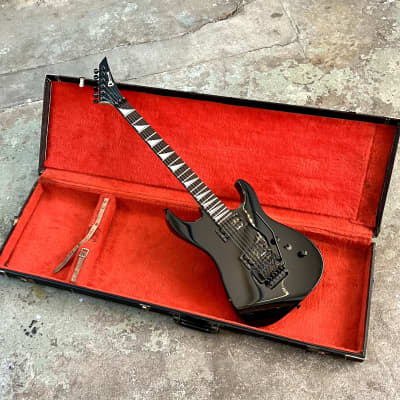 1991 Charvel by Jackson Japan Exclusive DK-070-HSH Electric