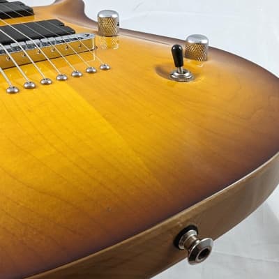 CARVIN USA California Carved Top CT7 7-String Guitar w/Case (Pre - Kiesel 2014) image 11