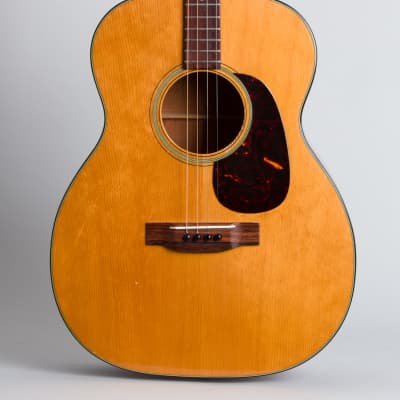 C. F. Martin  0-18T Flat Top Tenor Guitar (1959), ser. #166829, original grey chipboard case. image 3