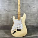Fender Stratocaster 1974 - Olympic White....Lefty!