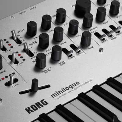 Korg Minilogue 4-Voice Polyphonic Analog Synthesizer - Silver image 11