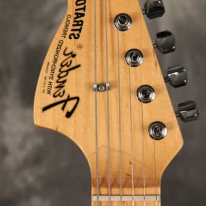 Fender Jimi Hendrix Tribute Stratocaster left handed Stat strung