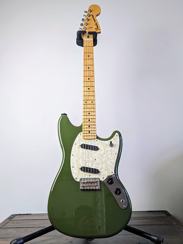 Fender Offset Series Mustang 2017 Olive | Reverb