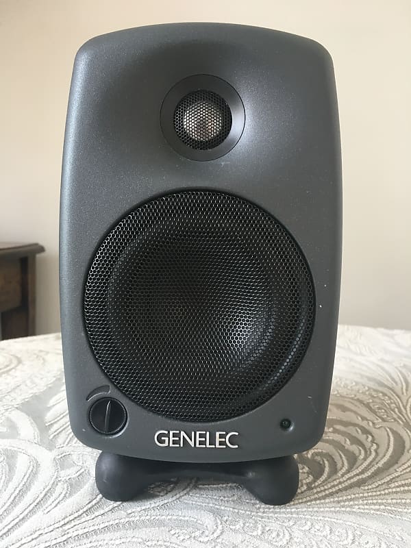 Genelec 8020B 4