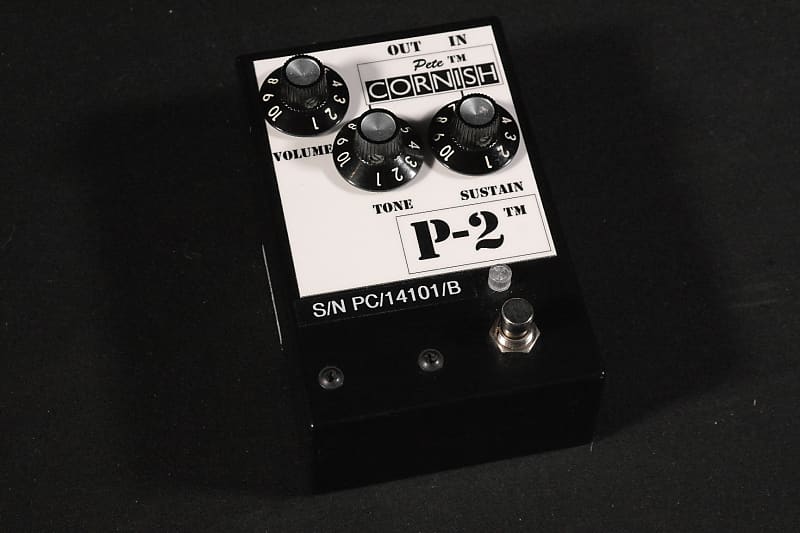 Pete Cornish P-2 Battery-Free Distortion - Black/White