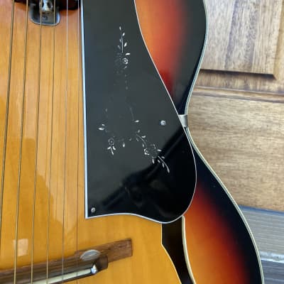 Kay  Jumbo Deluxe Archtop Guitar  17'' image 7