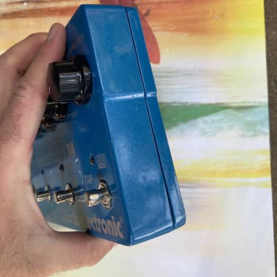 TC Electronic Flashback X4 alchemy audio modified Delay & Looper 2011 - 2019 - Blue modded electric guitar delay, pedal image 10