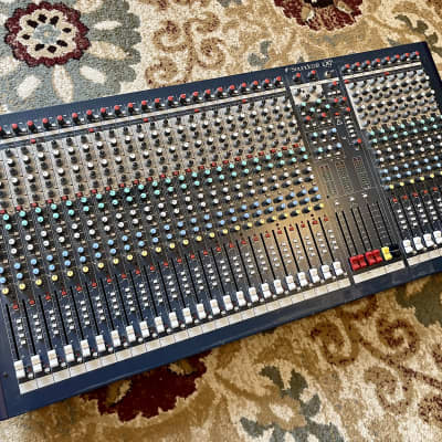 Soundcraft LX7ii 32-Channel Mixer | Reverb