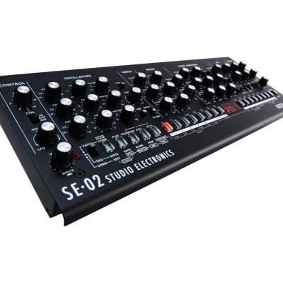 Roland Boutique SE-02 Analog Synthesizer with K-25m Keyboard Unit image 4