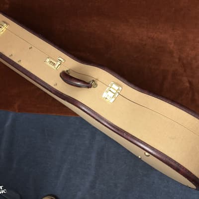 Ameritage Gold Series AME-11 OM-Style Acoustic Guitar Hardshell Case image 5