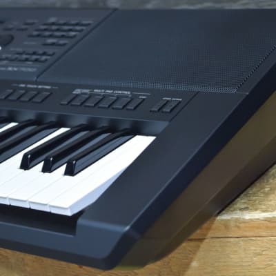 Yamaha PSR-SX700 Digital Workstation 61-Key Organ Initial Touch Digital Keyboard image 3