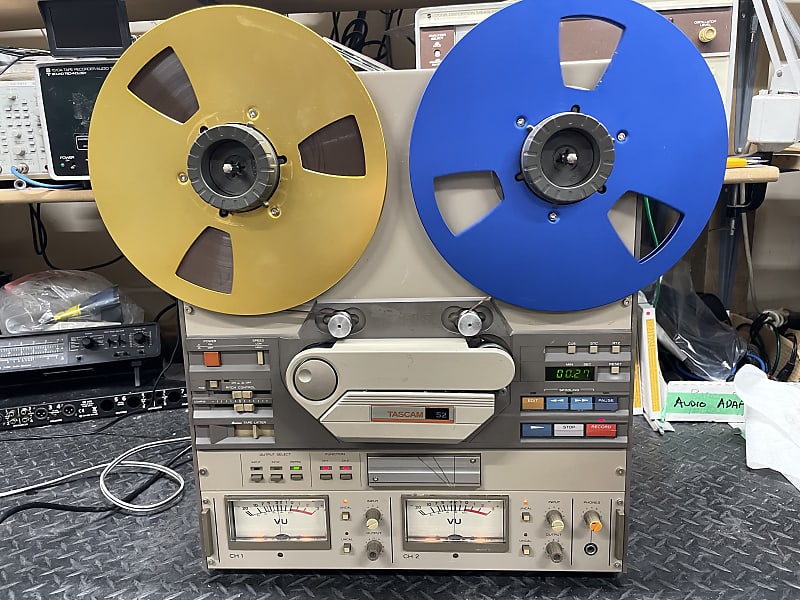 TASCAM 52 1/4 2-Track Reel to Reel Tape Recorder