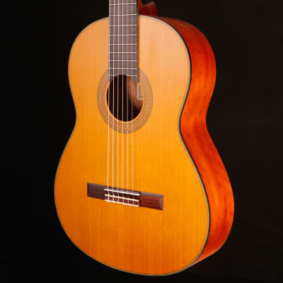 Yamaha CG122MCH Classical Guitar Cedar Top Lower Action image 4