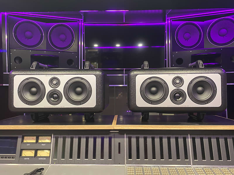 Barefoot Sound MM26 MicroMain26 Speakers Reverb