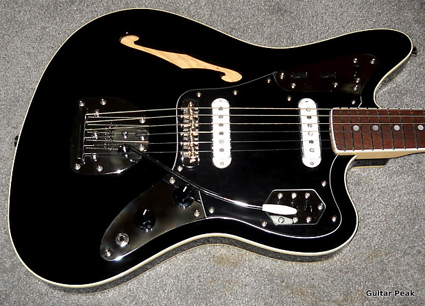 Fender Special Edition Jaguar Thinline Black