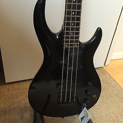 Alvarez electric bass new arrivals