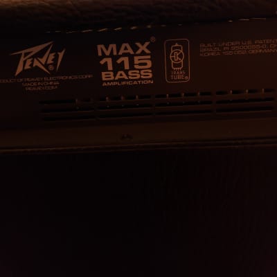 Peavey MAX 115 60-Watt 1x15 Bass Combo image 4
