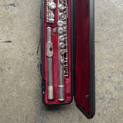 【SALEお得】[A-0-re] YAMAHA YFL-311 SILVER 中古品 フルート ヤマハ BST18 フルート