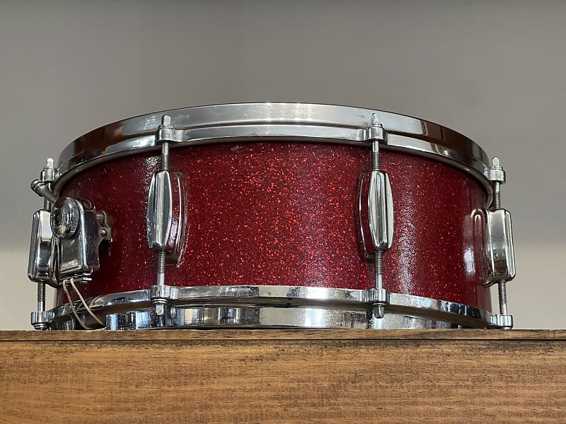 1960's St. George 5.5 x14 Hollywood Red Sparkle Pearl Snare