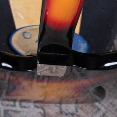 Supro Lexington 1960s - Sunburst image 9