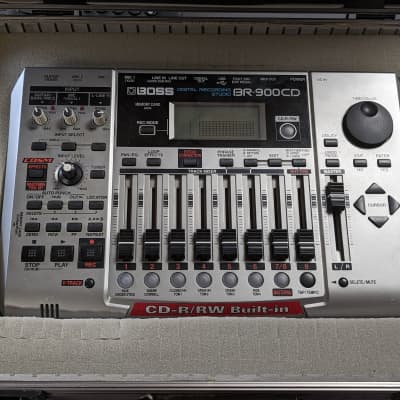 Boss BR-900CD Digital Recorder 2010