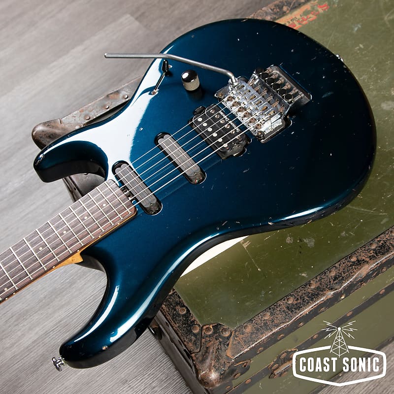 MUSICMAN LUKE I Pearl Red 1994 希少 レア Ernie Ball Music Man Luke I Pearl Blue 1994 | Demo by Paul