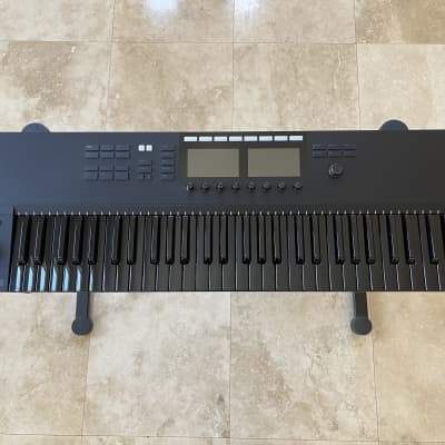 Native Instruments Komplete Kontrol S61 Mk2 | Reverb