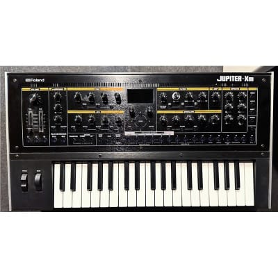 Roland Jupiter XM Synthesizer, Second-Hand