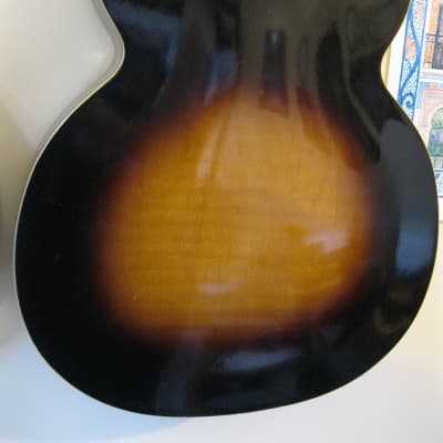 Kay Marveltone, Vintage c.1940, Rare Chicago, USA,  Spruce & Maple 17.25" Body, 26" Scale  Oval/Round Soundhole Archtop Guitar. image 3