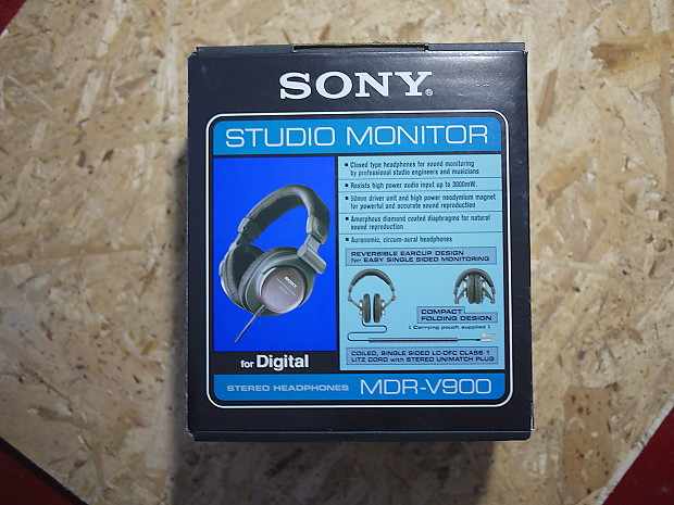 Sony MDR-V900 Studio Monitor Headphones [mint] FREE shipping CONUS