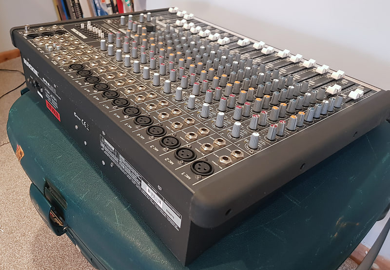 Mackie CFX16 16-Channel Compact Integrated Live Sound