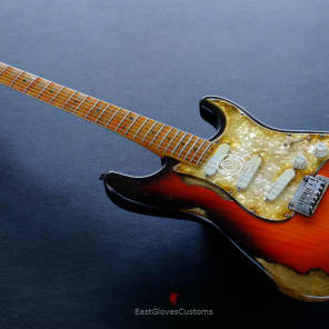 Fender Stratocaster American Plus Sunburst Floyd Rose Bridge Maple Heavy Aged Relic (Rare) image 3