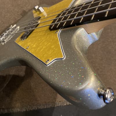 DiPinto Galaxie Bass Los Straitjackets left-handed 2022 Silver Sparkle image 5