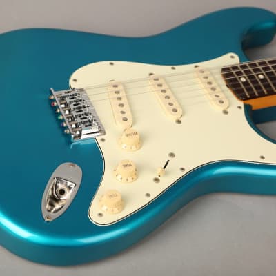 Fender Japan Stratocaster XII - CIJ - 2004 - Lake Placid Blue w/HSC image 15