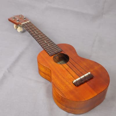 kamaka hf1 hawaiian koa soprano ukulele  2005 resotored in ecellect condition with case image 4