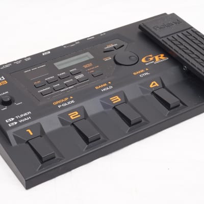 Roland GR-33 Guitar Synthesizer