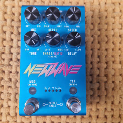 Jackson Audio New Wave 2023 - Present - Blue image 2