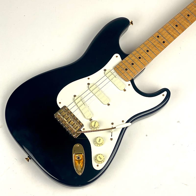 Fender Eric Clapton Custom Shop 1990 - Blackie w/Gold | Reverb